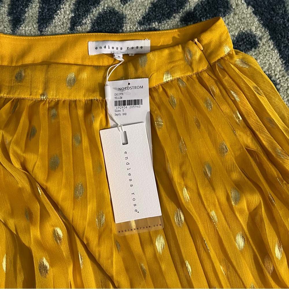 NWT Endless Rose Gold Skirt - Picture 2 of 6